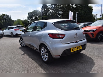 Used Renault Clio 2017 for sale - 79425771: Photo