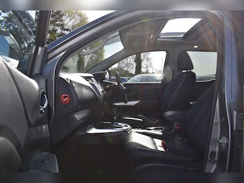 Used Nissan Navara 2020 for sale - 78319000: Photo
