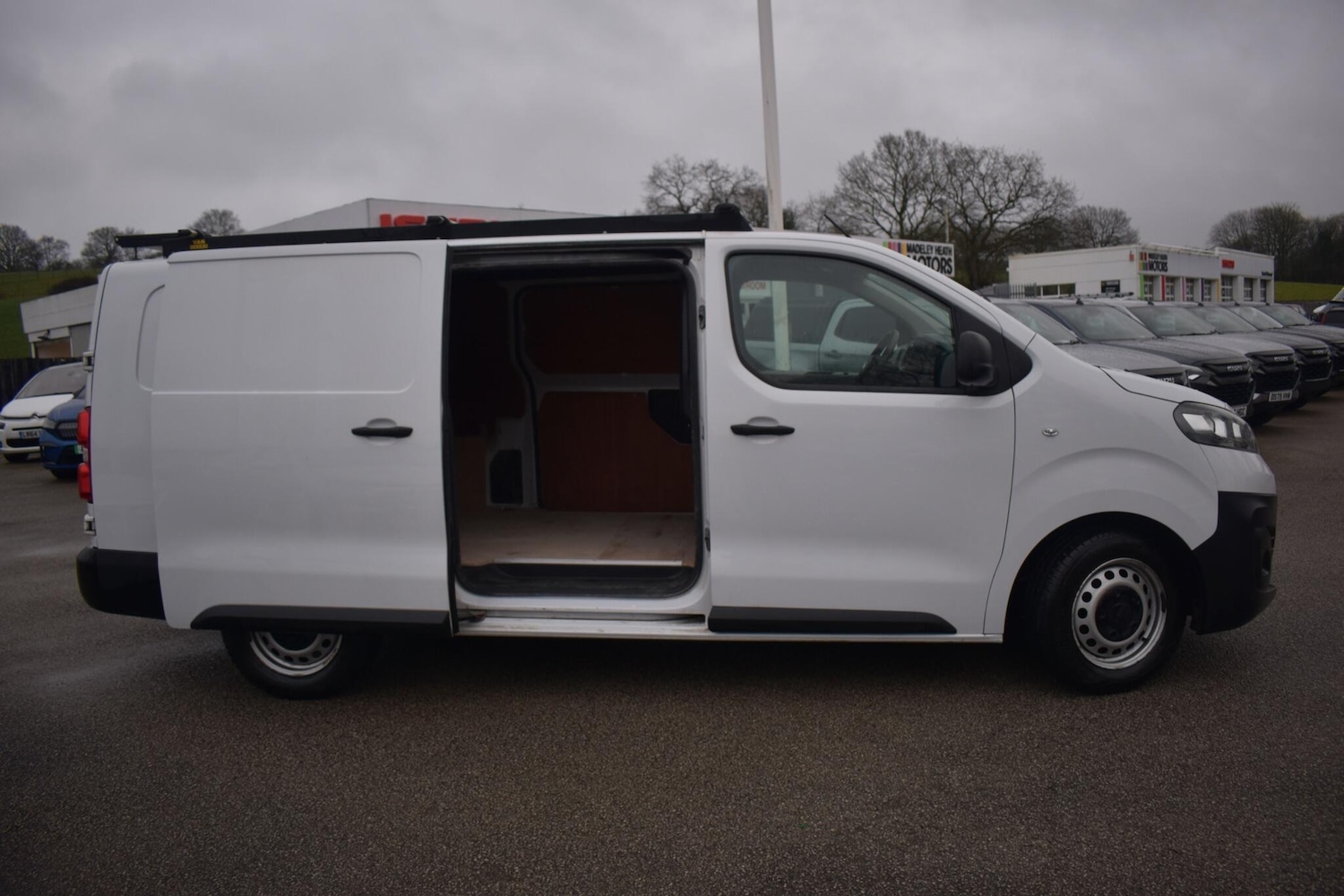 Used Vauxhall Vivaro 2023 for sale - 77425910: Photo 10
