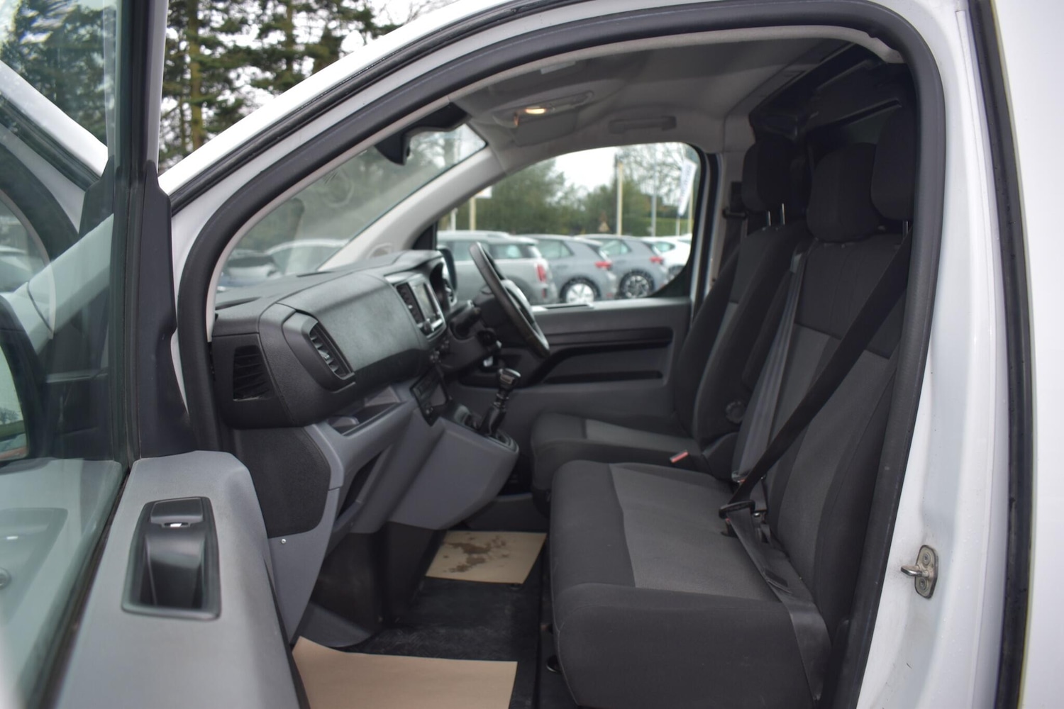 Used Vauxhall Vivaro 2023 for sale - 77425910: Photo 4