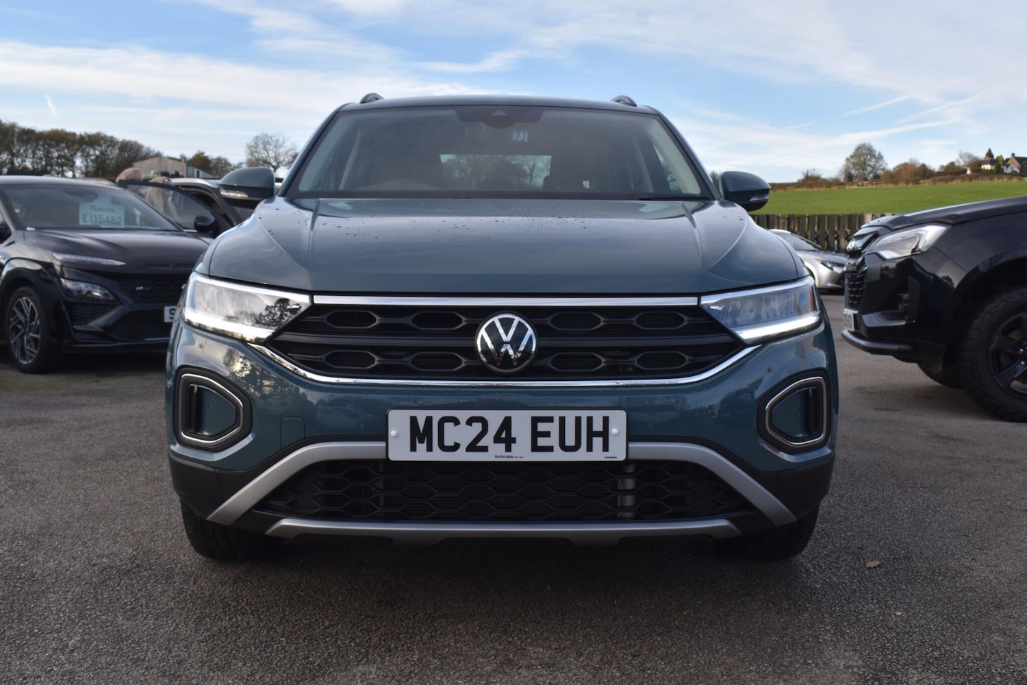 Used Volkswagen T-Roc 2024 for sale - 76658619: Photo 15