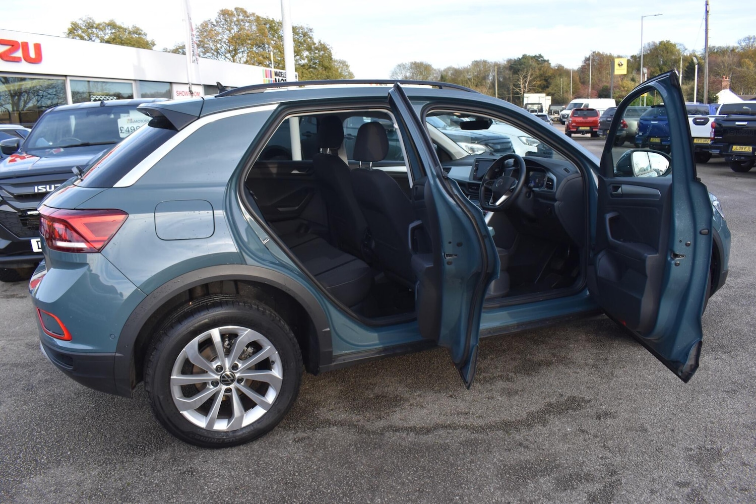 Used Volkswagen T-Roc 2024 for sale - 76658619: Photo 21