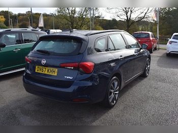 Used Fiat Tipo 2017 for sale - 76409605: Photo