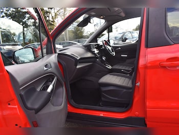 Used Ford Grand Tourneo Connect 2021 for sale - 78157370: Photo