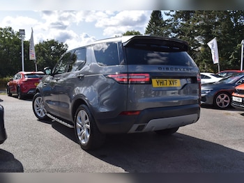 Used Land Rover Discovery 2017 for sale - 79602023: Photo