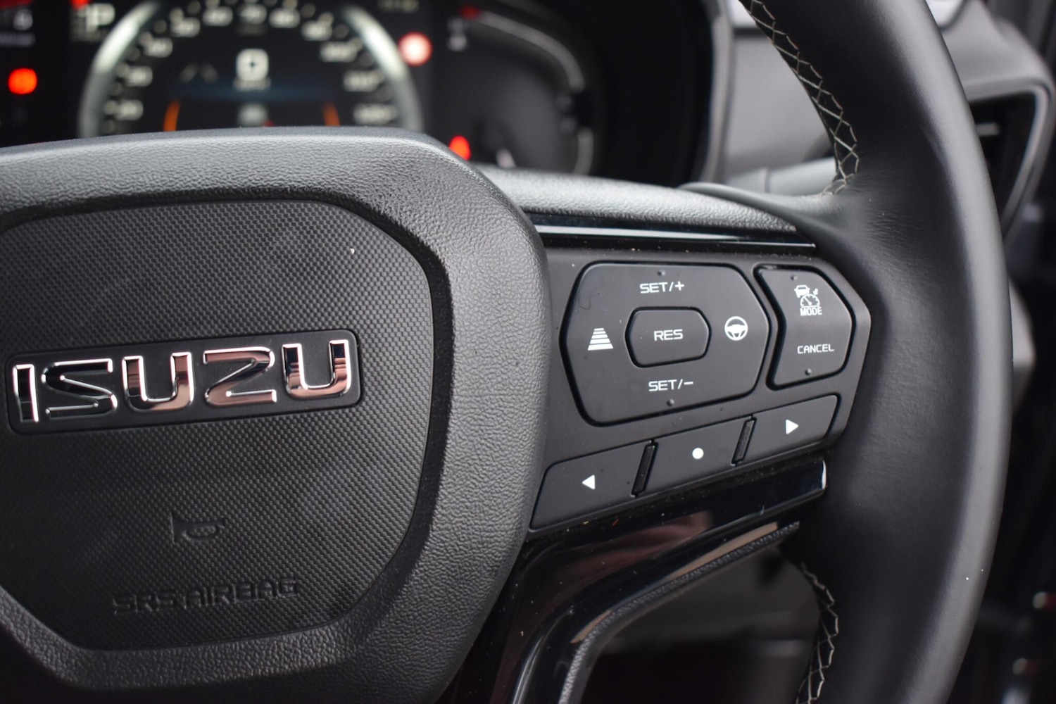 Used Isuzu D-Max 2025 for sale - 76688963: Photo 8