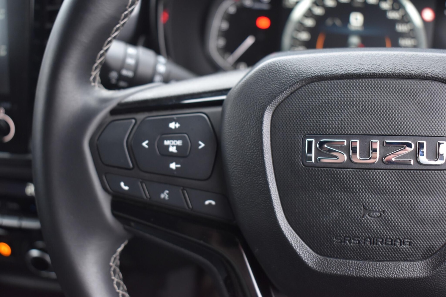 Used Isuzu D-Max 2025 for sale - 76688963: Photo 9