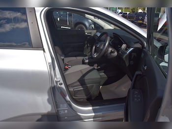 Used Renault Captur 2022 for sale - 75431066: Photo