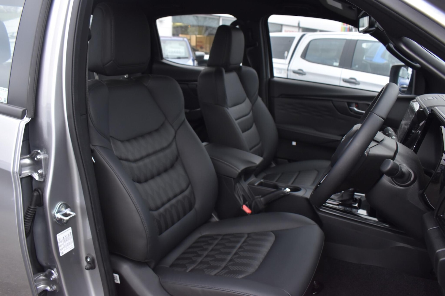 Used Isuzu D-Max 2025 for sale - 76832156: Photo 7