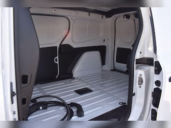 Used Renault Kangoo 2024 for sale - 79483740: Photo