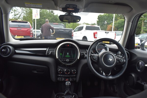Used MINI Hatch 2018 for sale - 75634705: Photo 12