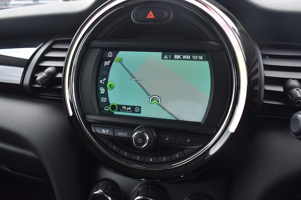 Used MINI Hatch 2018 for sale - 75634705: Photo 3
