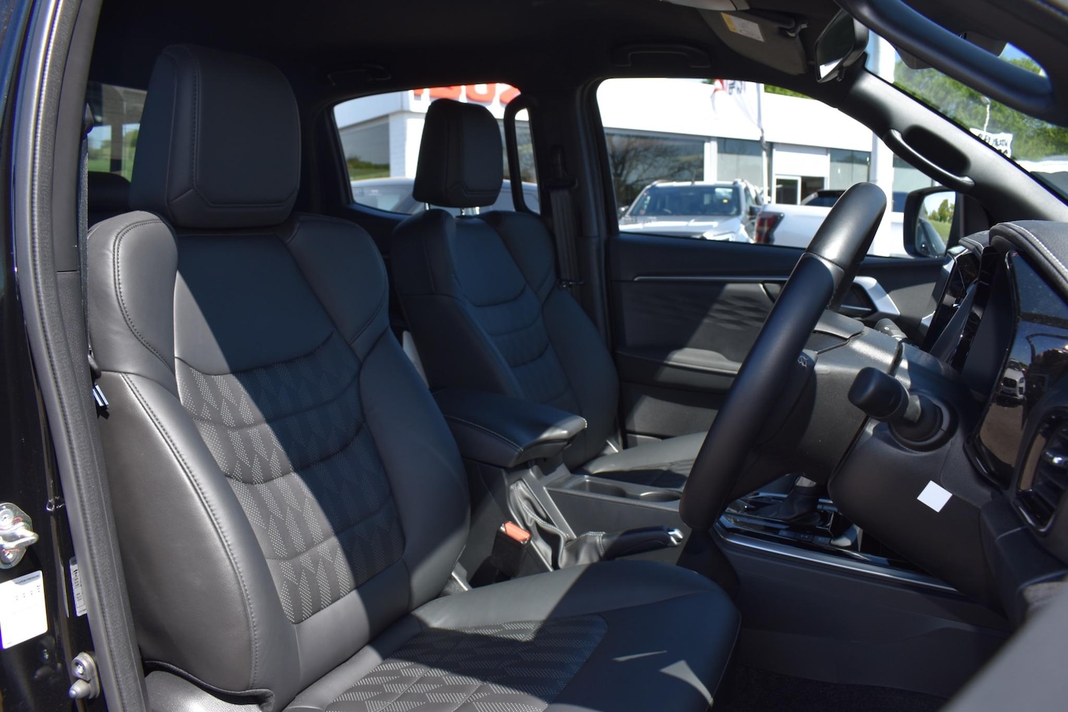 Used Isuzu D-Max 2025 for sale - 76031900: Photo 17