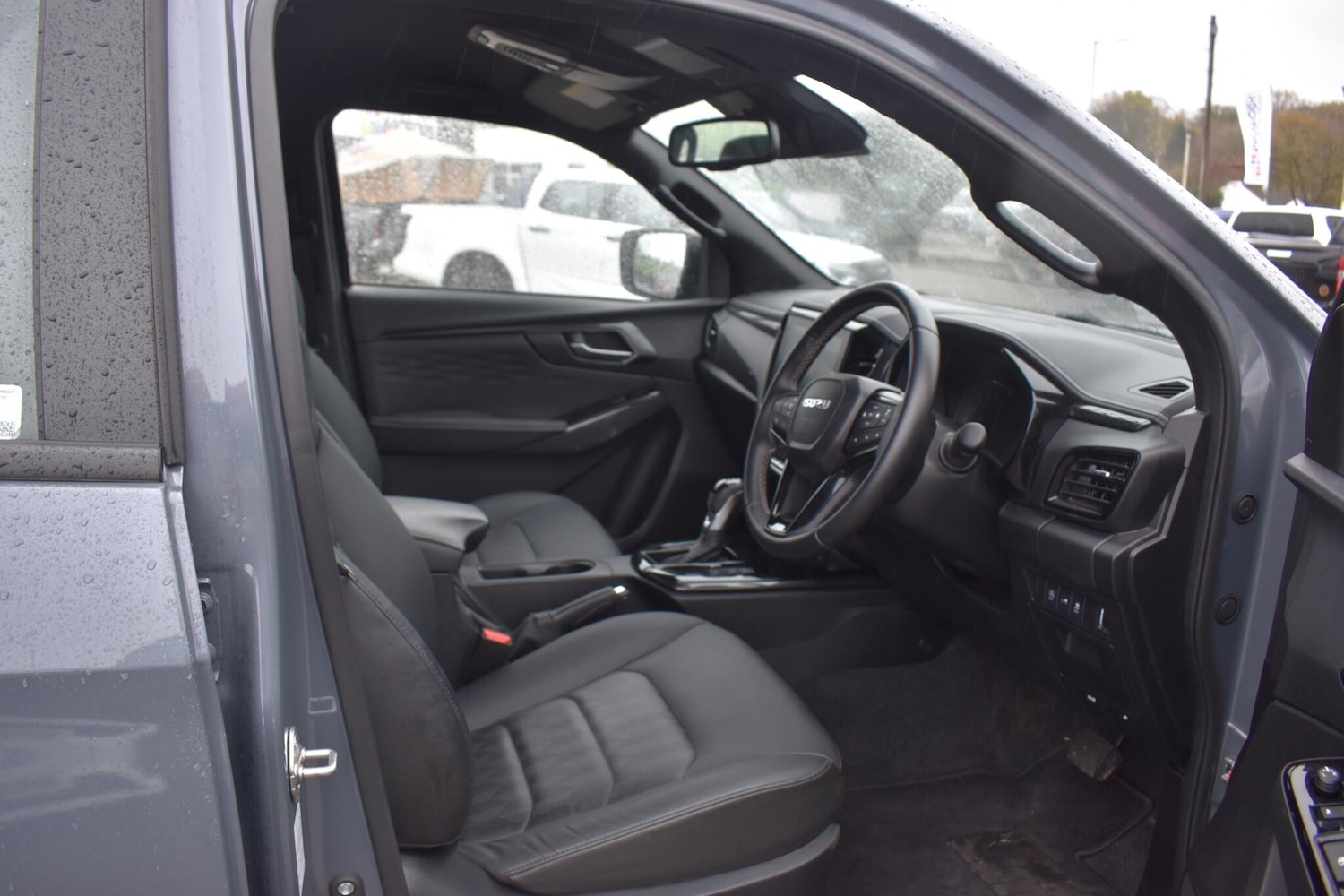 Used Isuzu D-Max 2025 for sale - 76688788: Photo 10