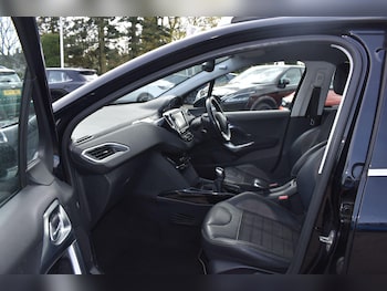 Used Peugeot 2008 2017 for sale - 78170845: Photo