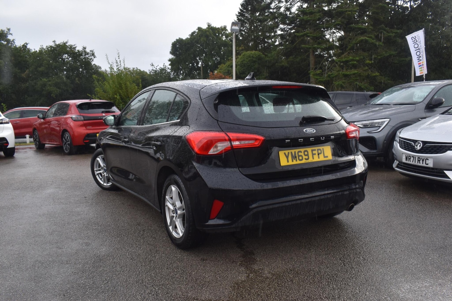 Used Ford Focus 2020 for sale - 76989201: Photo 3