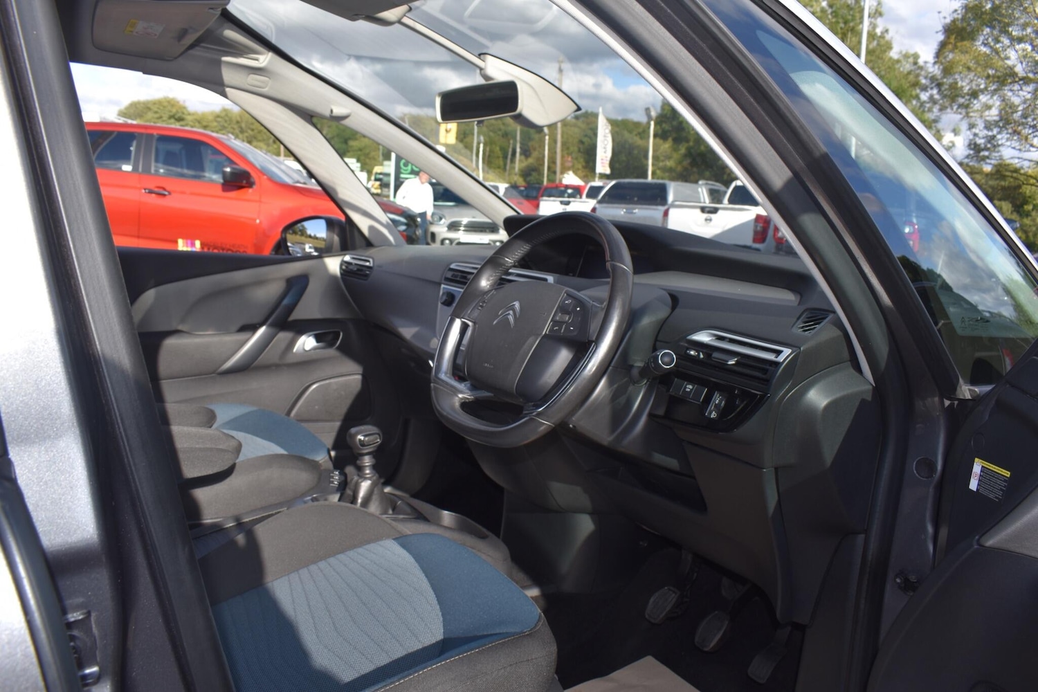 Used Citroen C4 Grand Picasso 2019 for sale - 76987797: Photo 14