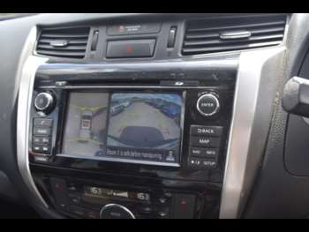 Used Nissan Navara 2019 for sale - 74738115: Photo