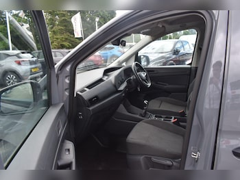 Used Volkswagen Caddy Maxi 2023 for sale - 78854044: Photo