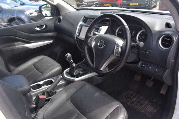 Used Nissan Navara 2021 for sale - 75351702: Photo 30