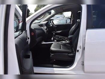 Used Nissan Navara 2021 for sale - 75351702: Photo
