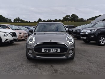 Used MINI Hatch 2018 for sale - 76987796: Photo