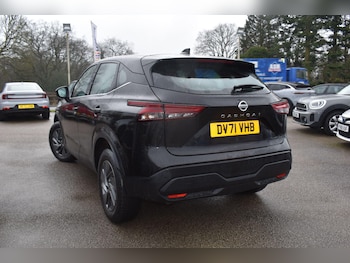 Used Nissan Qashqai 2021 for sale - 77684122: Photo