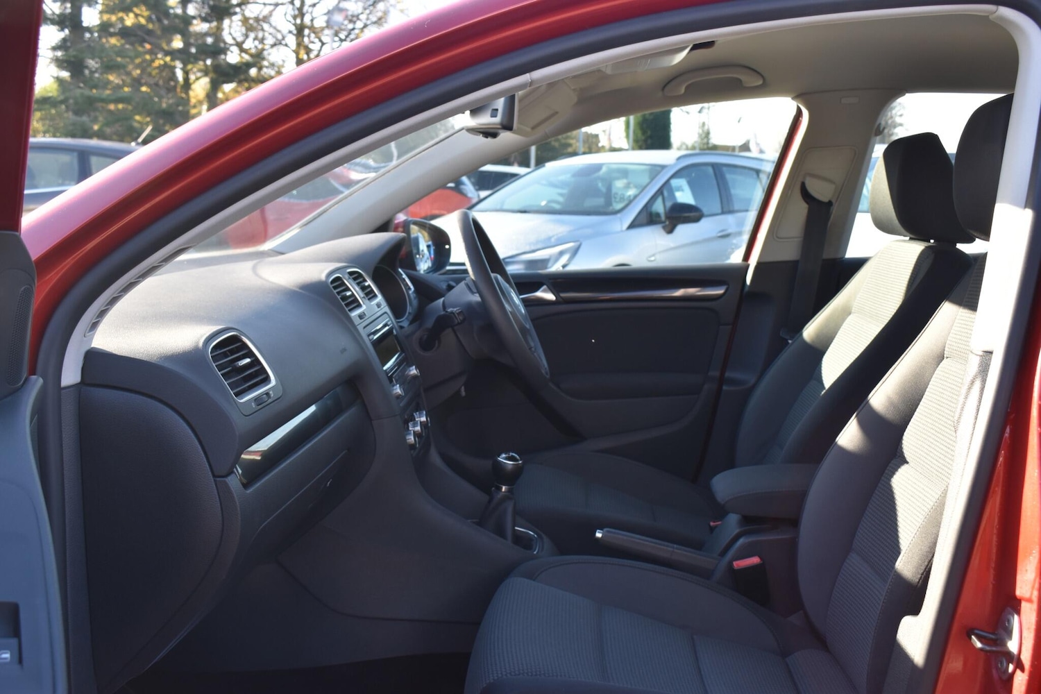 Used Volkswagen Golf 2009 for sale - 76644616: Photo 4