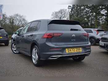 Used Volkswagen Golf 2023 for sale - 77456257: Photo