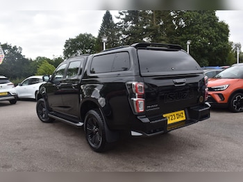 Used Isuzu D-Max 2023 for sale - 79304270: Photo