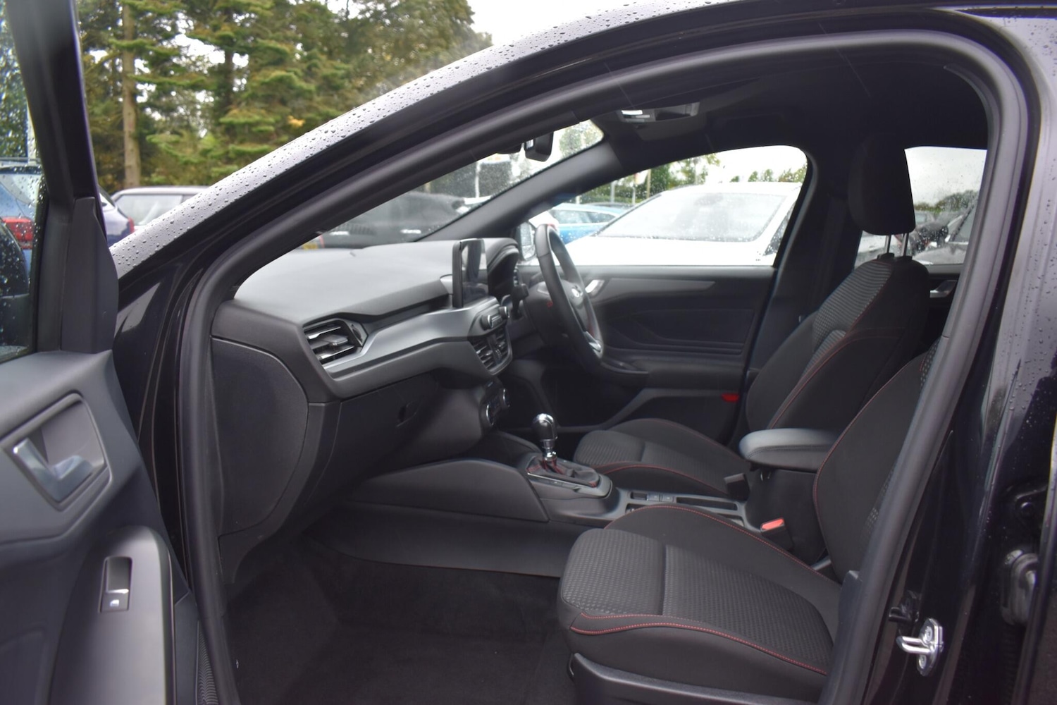 Used Ford Focus 2022 for sale - 76151810: Photo 5