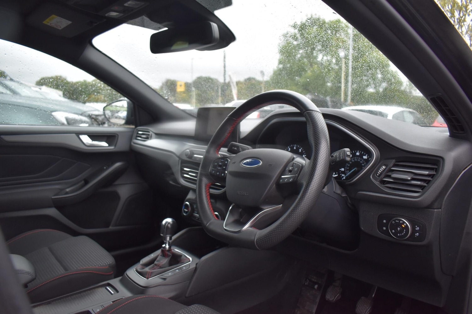Used Ford Focus 2022 for sale - 76151810: Photo 8