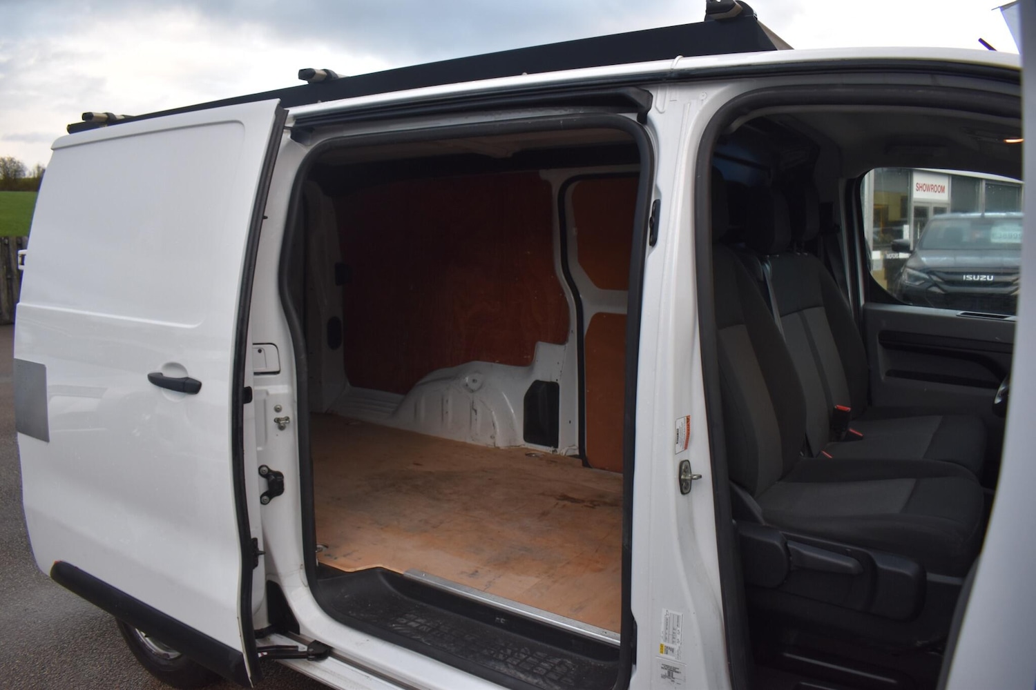 Used Vauxhall Vivaro 2022 for sale - 77119823: Photo 6