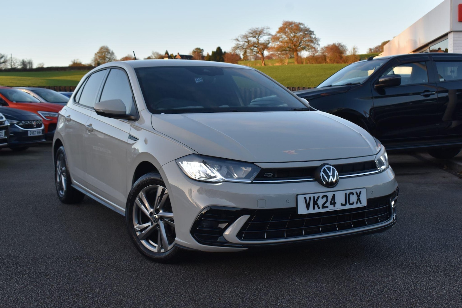 Used Volkswagen Polo for sale - 76701585: Photo 2