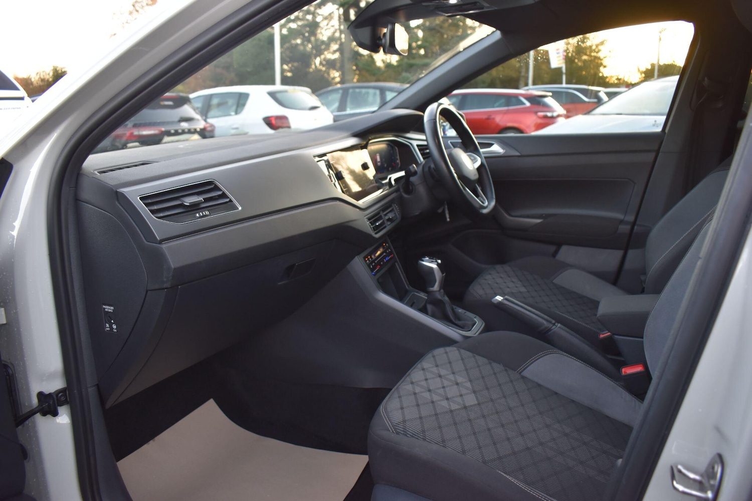 Used Volkswagen Polo for sale - 76701585: Photo 3