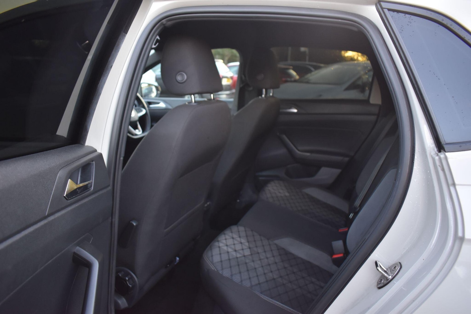 Used Volkswagen Polo for sale - 76701585: Photo 4