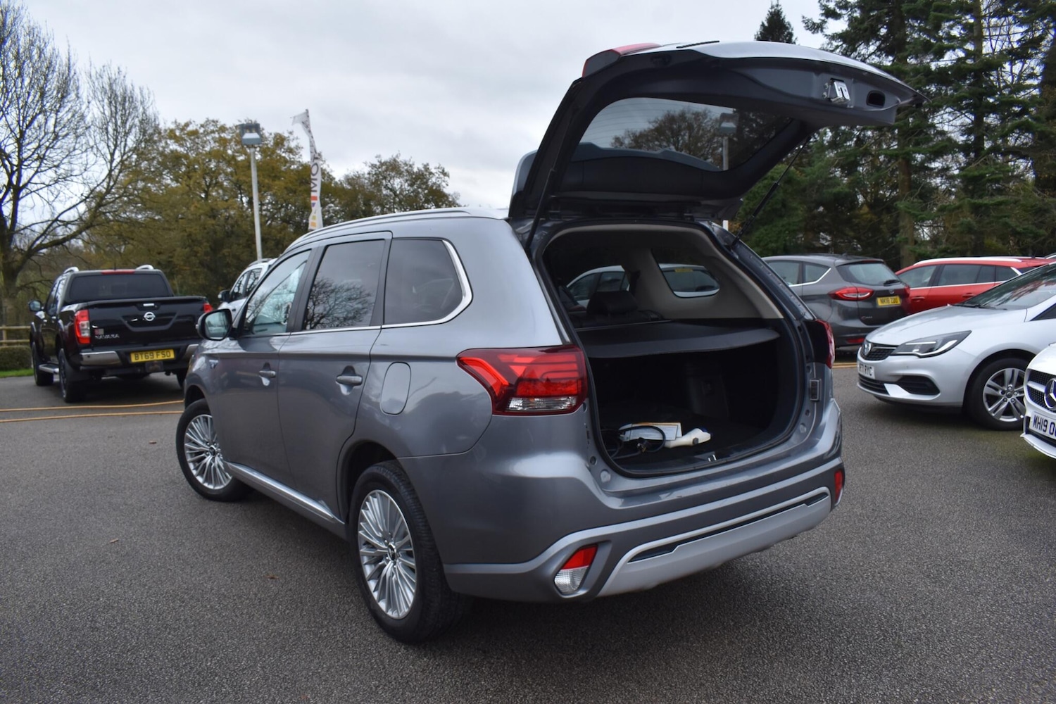 Used Mitsubishi Outlander for sale - 76990120: Photo 10