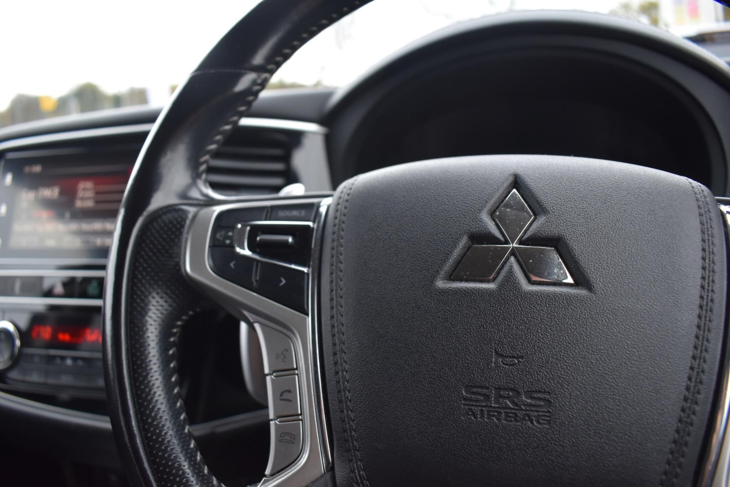 Used Mitsubishi Outlander for sale - 76990120: Photo 25