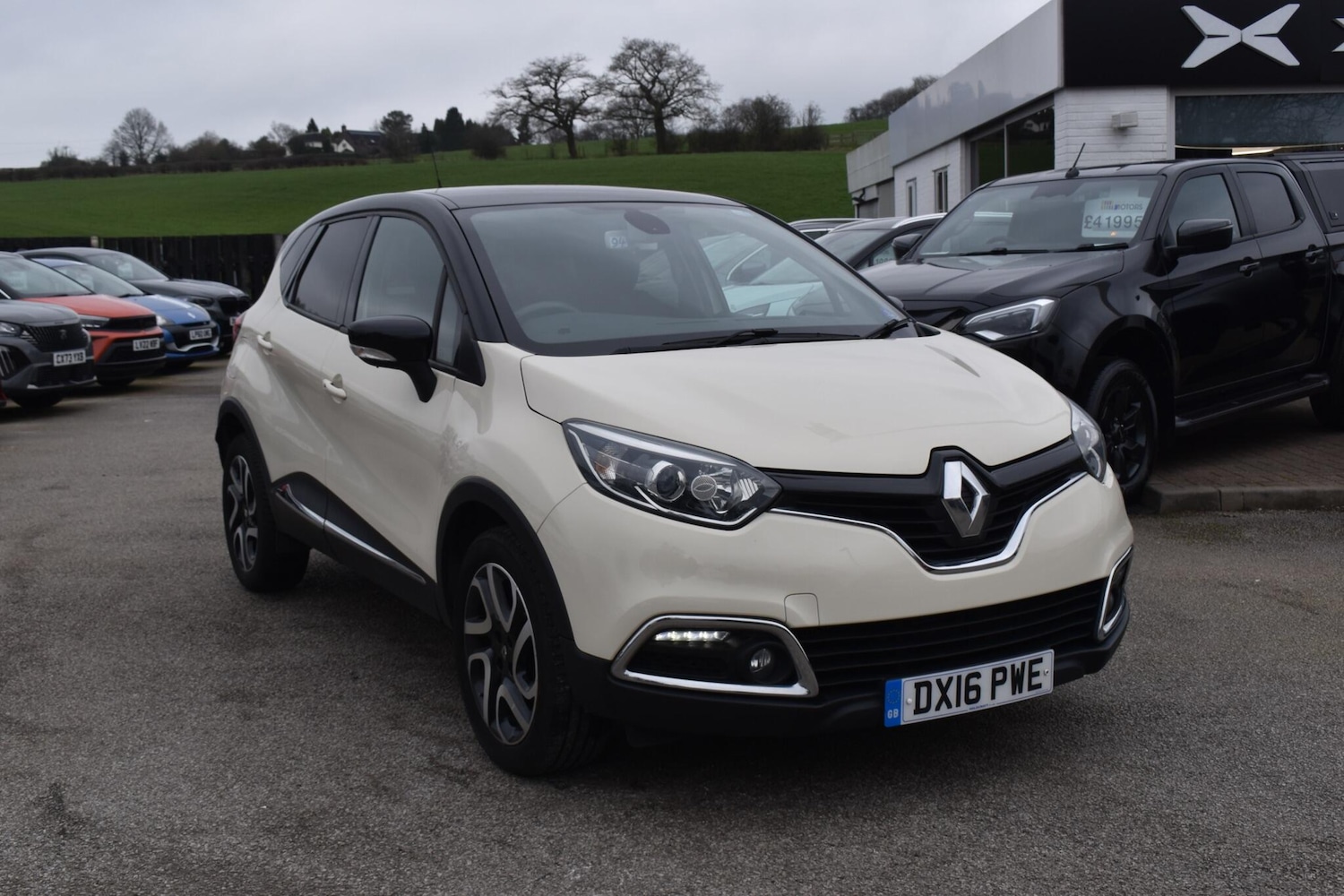Used Renault Captur for sale - 77794198: Photo 10