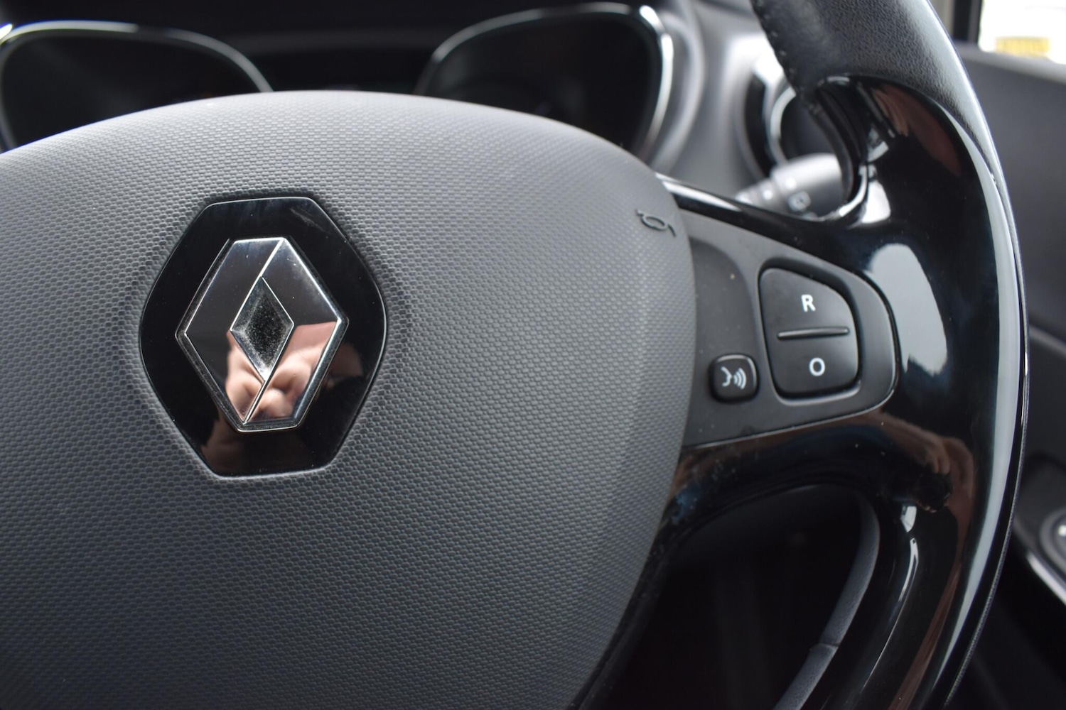 Used Renault Captur for sale - 77794198: Photo 21