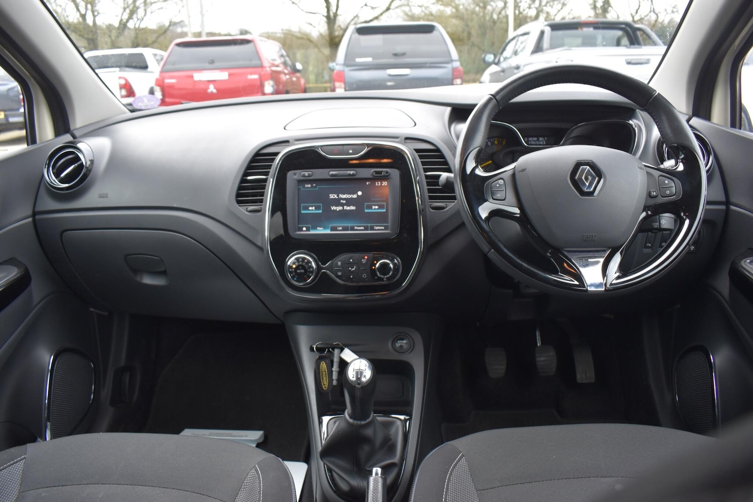Used Renault Captur for sale - 77794198: Photo 23