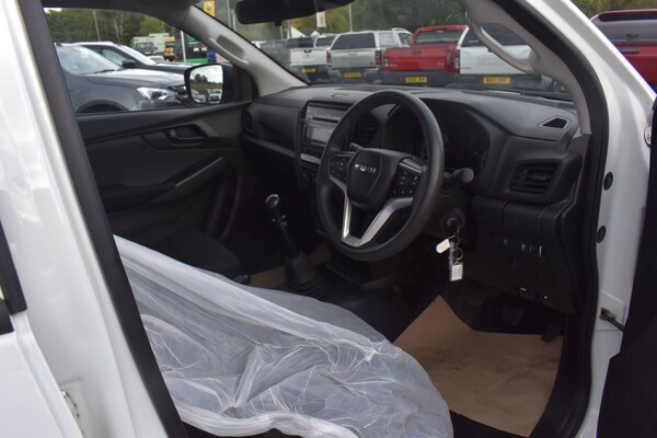 Used Isuzu D-Max 2021 for sale - 75232478: Photo 23