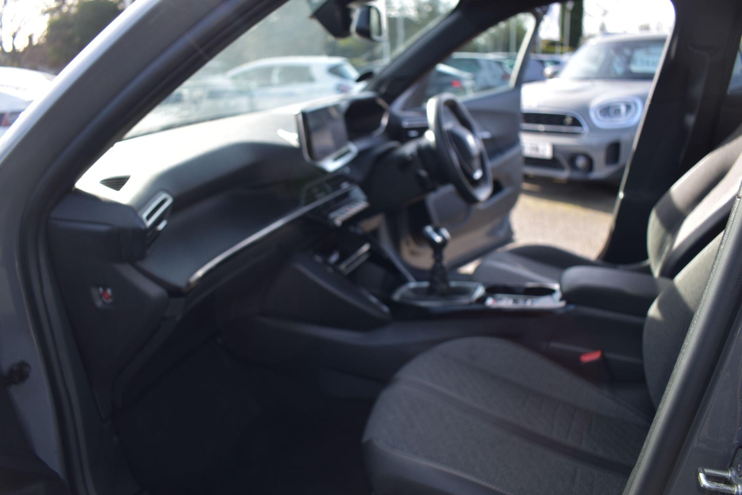 Used Peugeot 2008 2023 for sale - 77537420: Photo 16