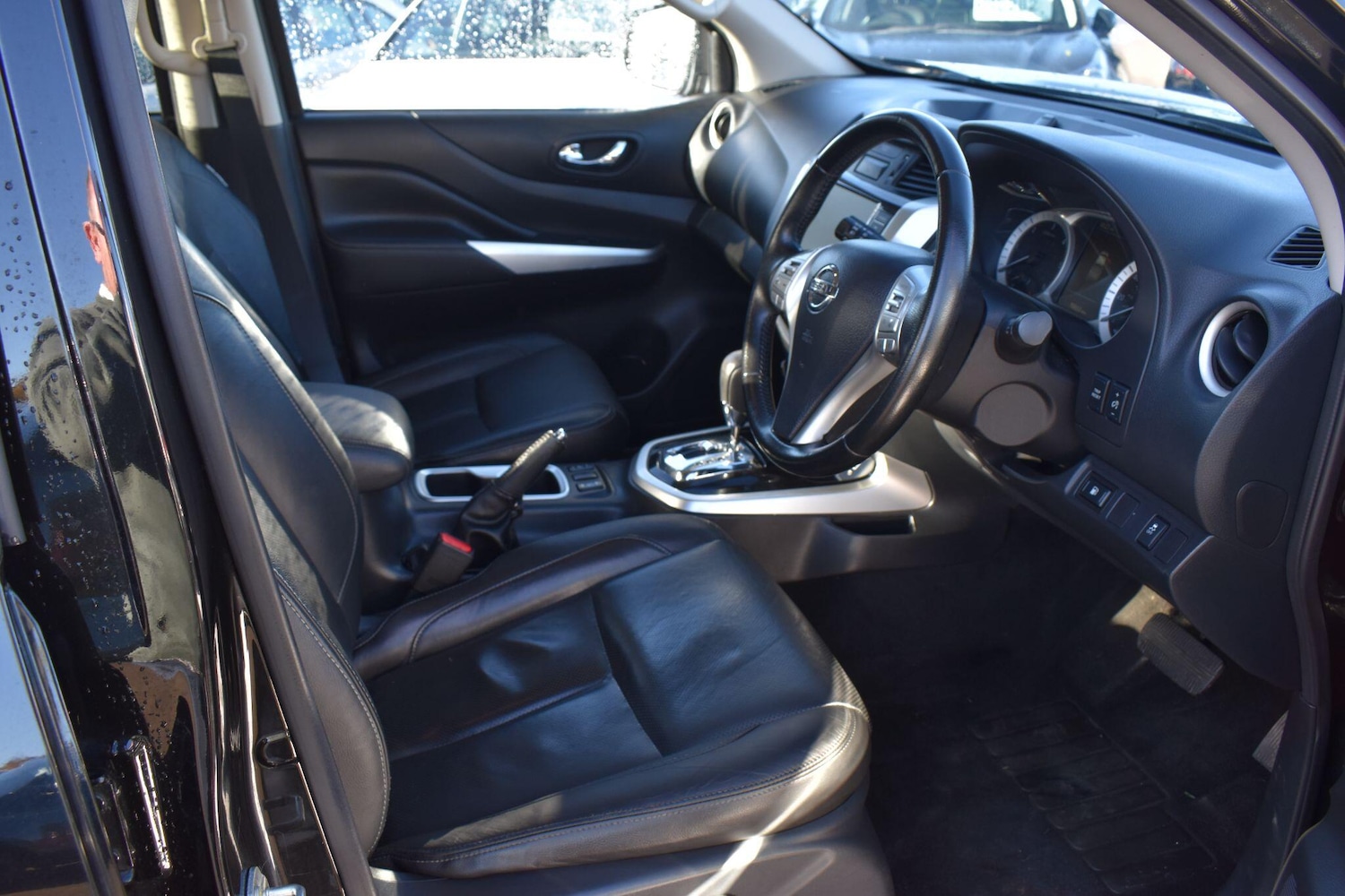 Used Nissan Navara 2019 for sale - 76989982: Photo 14