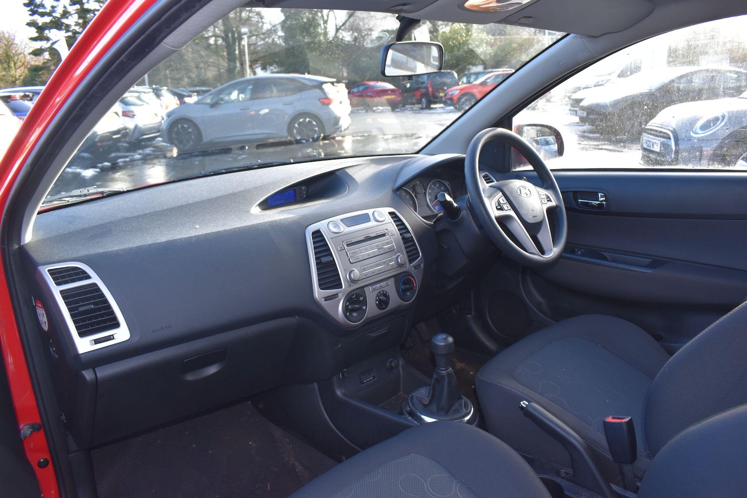 Used Hyundai i20 2011 for sale - 77131020: Photo 4