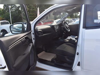 Used Isuzu D-Max 2023 for sale - 75154599: Photo