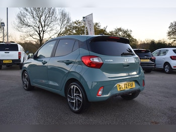 Used Hyundai i10 2022 for sale - 76572516: Photo