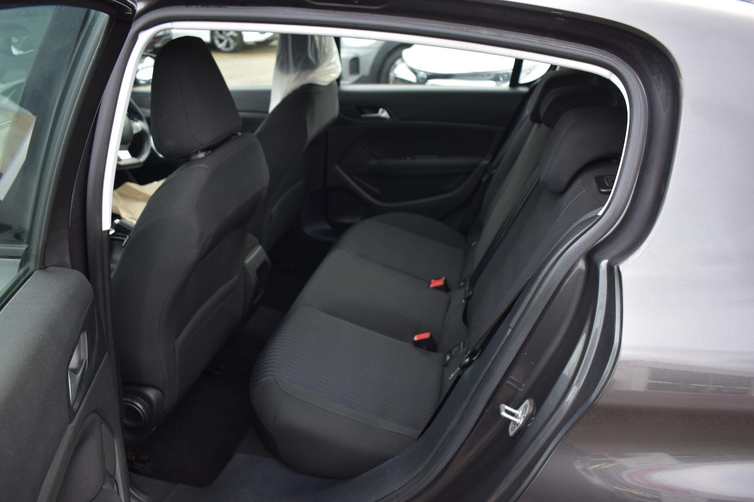 Used Peugeot 308 2017 for sale - 77611671: Photo 6