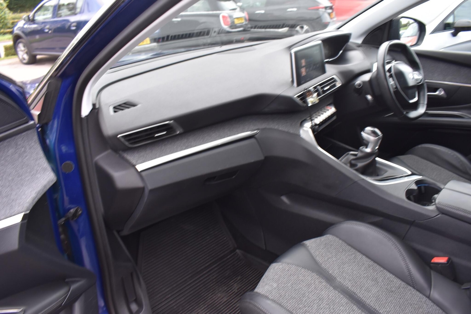 Used Peugeot 3008 2017 for sale - 76073015: Photo 18