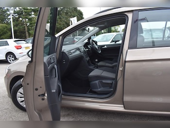 Used Volkswagen Golf SV 2014 for sale - 76239177: Photo 4